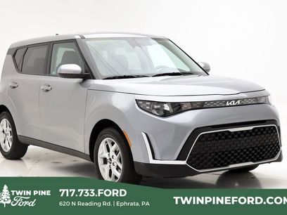 Used 2025 Kia Soul LX w/ LX Technology Package