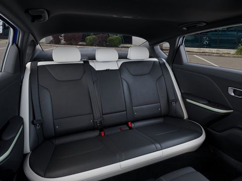 New 2025 Kia K4 GT-Line Turbo image 16