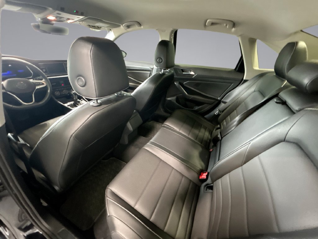 Used 2022 Volkswagen Jetta SE FWD image 7