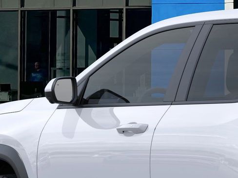 New 2026 Chevrolet Equinox LT image 12