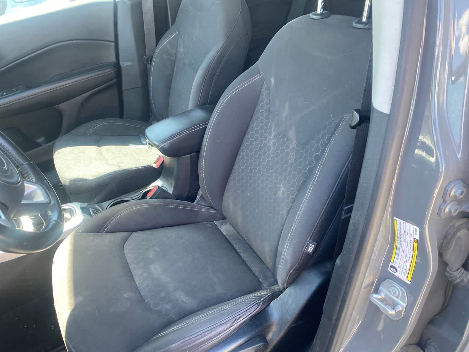 Used 2019 Jeep Compass Sport AWD/4WD image 10
