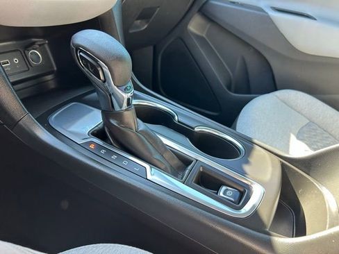 Certified 2024 Chevrolet Equinox LS w/ LS Convenience Package image 25