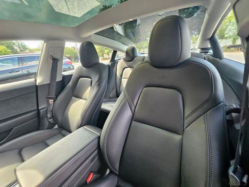 Used 2023 Tesla Model 3 Standard Range RWD image 36