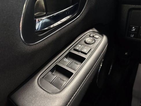 Used 2022 Honda HR-V EX image 36