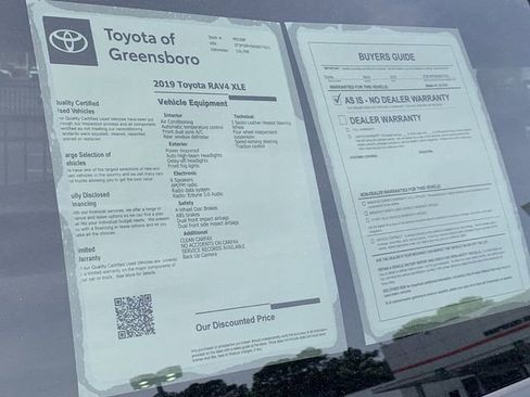 Used 2019 Toyota RAV4 XLE w/ Convenience Package image 39