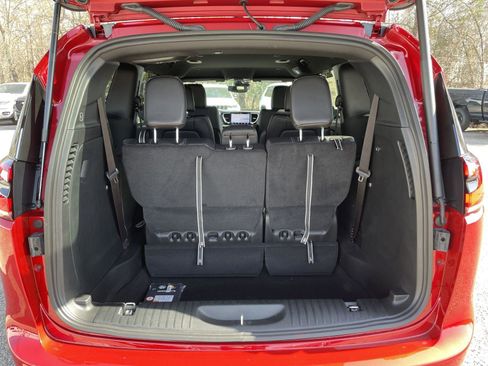 New 2026 Chrysler Pacifica Select image 35