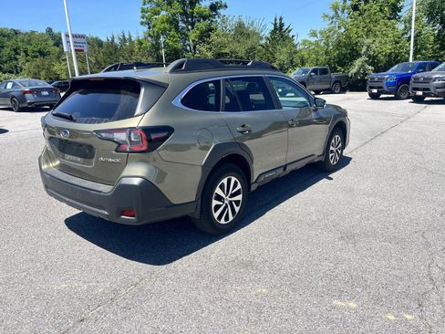 Certified 2024 Subaru Outback Premium AWD/4WD image 10