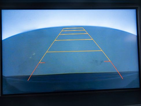 Used 2015 Chevrolet Suburban LT w/ Luxury Package image 41