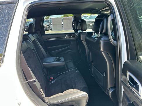 Used 2021 Jeep Grand Cherokee SRT AWD/4WD image 33