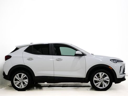 Used 2025 Buick Encore GX Preferred image 4