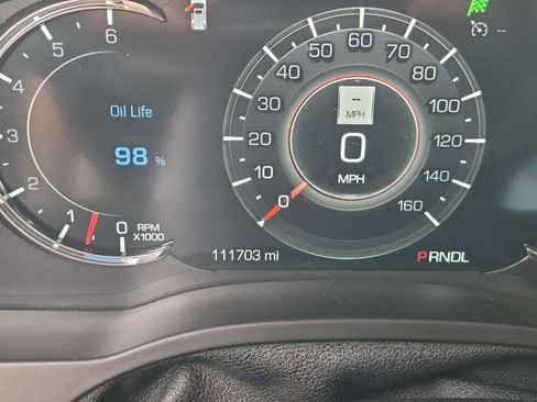 Certified 2019 Cadillac Escalade Luxury RWD image 12
