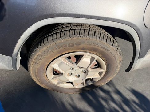 Used 2010 Honda Element LX image 25