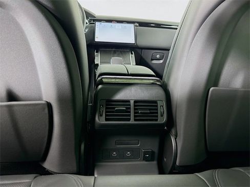 New 2026 Land Rover Range Rover Velar Dynamic SE image 24