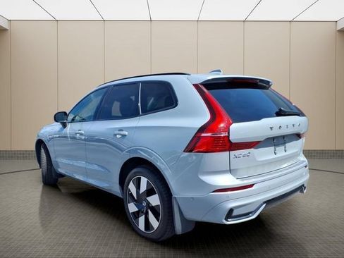 Used 2024 Volvo XC60 T8 Ultimate w/ Protection Package Premier AWD/4WD image 14