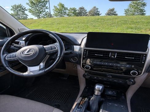 Used 2022 Lexus GX 460 Premium w/ Premium Plus Package AWD/4WD image 13