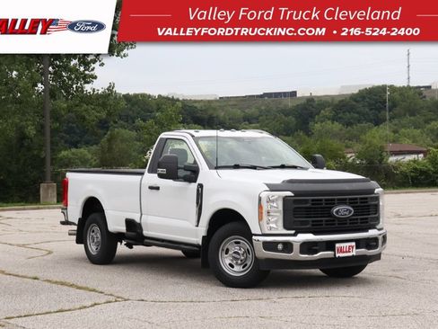 Used 2023 Ford F250 XL w/ XL Driver Assist Package RWD image 1