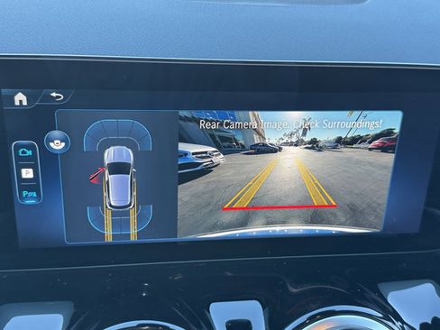 Used 2025 Mercedes-Benz GLA 250 image 22