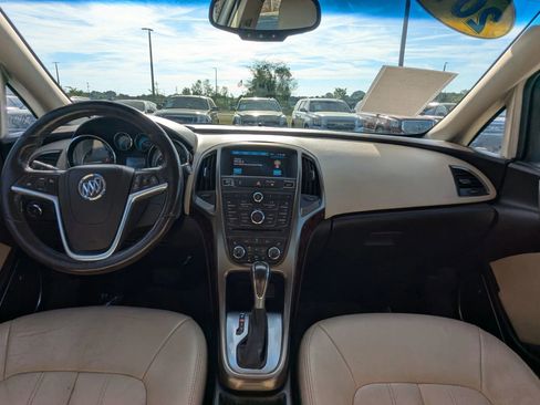 Used 2012 Buick Verano Leather FWD image 16