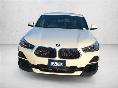 Used 2022 BMW X2 sDrive28i w/ Convenience Package FWD image 2