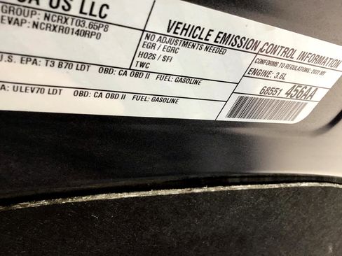 Used 2022 Chrysler Pacifica Touring-L image 59