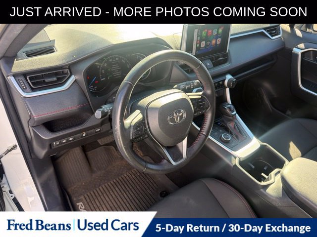 Used 2023 Toyota RAV4 SE w/ Weather & Moonroof Package AWD/4WD image 11