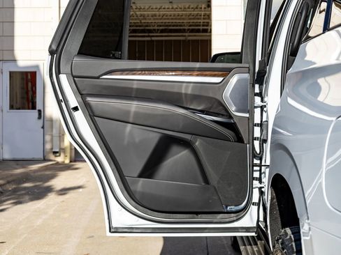 Used 2026 Cadillac Escalade Platinum Sport w/ LPO, Floor Liner Package image 35