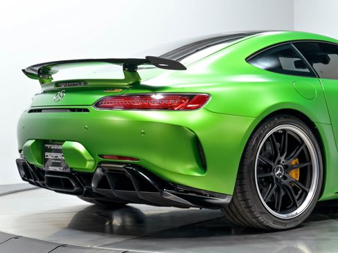 Used 2018 Mercedes-Benz AMG GT R Coupe image 17