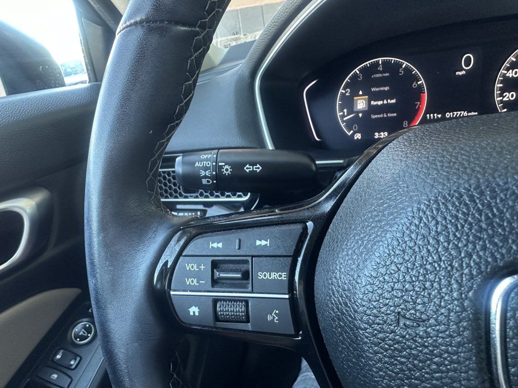 Used 2024 Honda Civic EX-L image 17