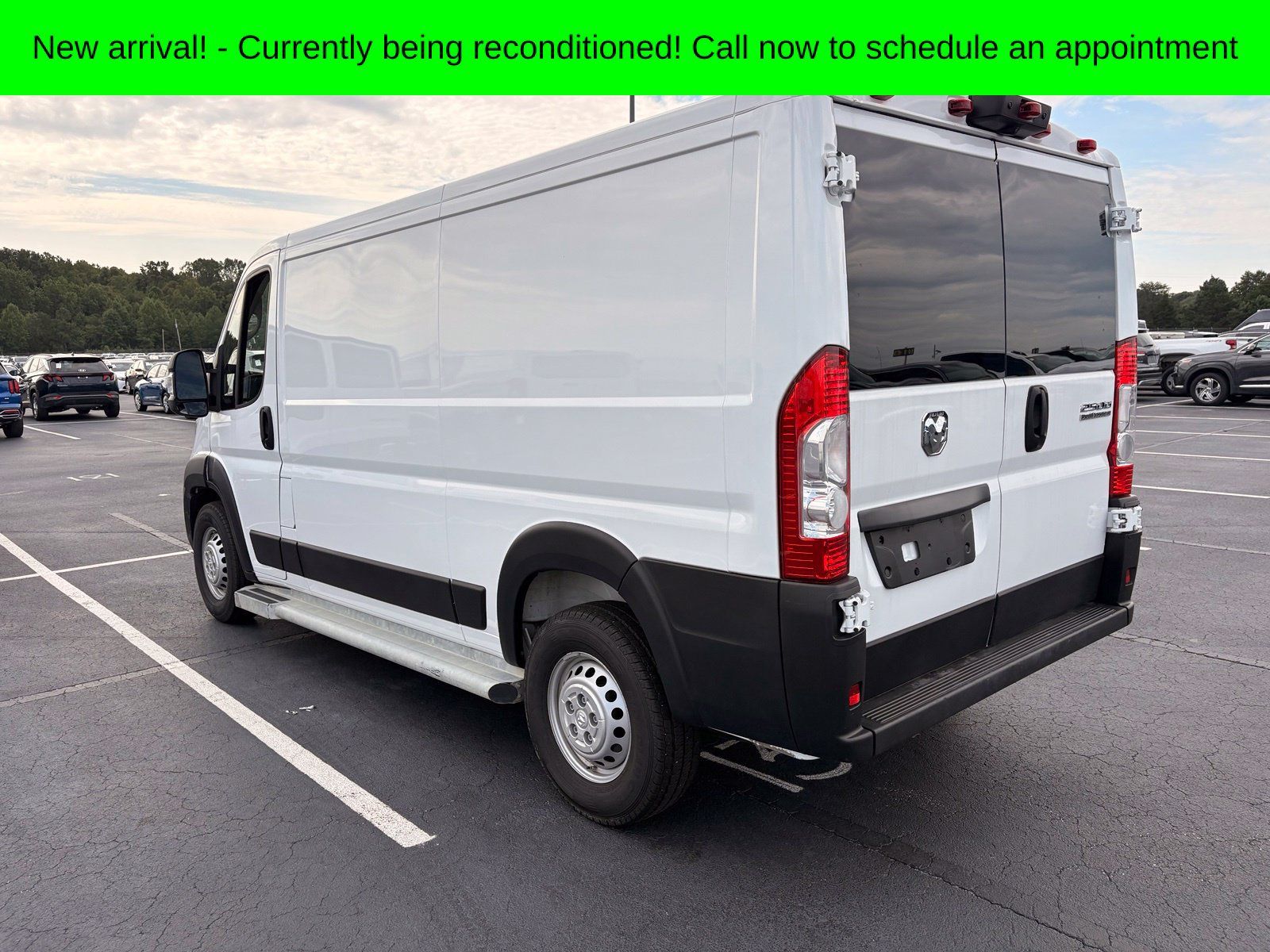 Used 2025 RAM ProMaster 2500 w/ U-Haul Equipment Group FWD image 10