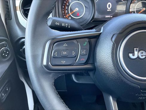 Used 2025 Jeep Wrangler Unlimited Sport AWD/4WD image 22