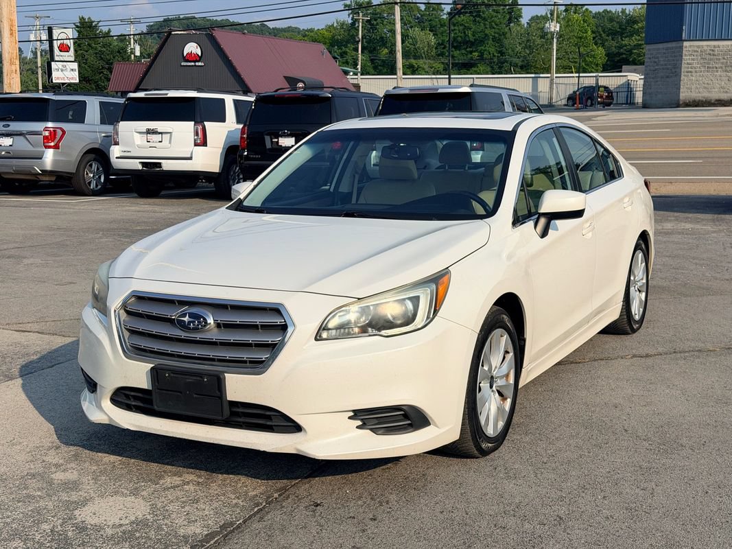 Used 2015 Subaru Legacy 2.5i Premium w/ Moonroof Package AWD/4WD image 10