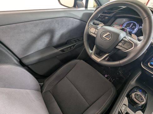 Used 2023 Lexus RZ 450e Premium w/ Accessory Package (Z1) AWD/4WD image 9
