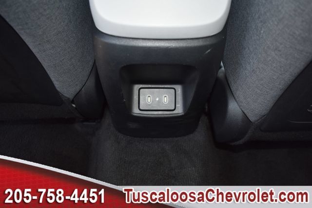 Used 2025 Hyundai Elantra Limited FWD image 27