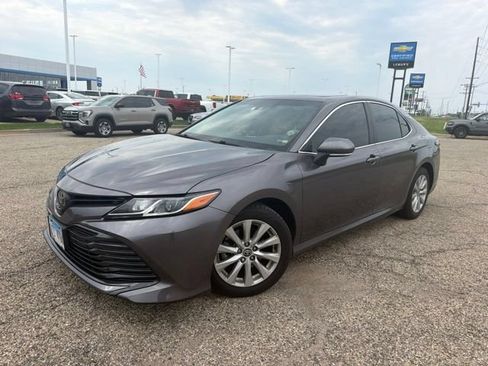 Used 2020 Toyota Camry LE w/ Moonroof Package AWD/4WD image 5