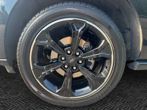 Used 2023 Ford Expedition Max Limited AWD/4WD image 11