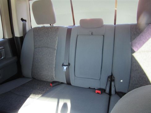 Used 2016 RAM 1500 Big Horn image 8