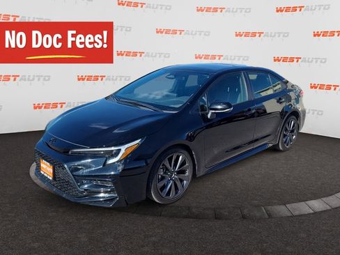 Used 2023 Toyota Corolla SE w/ SE Premium Package FWD image 1