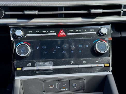 New 2026 Hyundai Santa Fe SEL FWD image 12