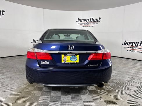 Used 2013 Honda Accord LX image 5