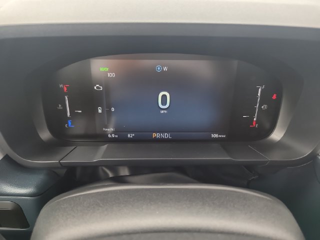 New 2026 Ford Maverick XLT w/ XLT Luxury Package FWD image 31