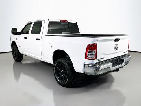 Used 2024 RAM 2500 Tradesman w/ Chrome Appearance Group AWD/4WD image 5