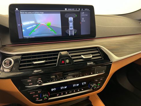 Used 2023 BMW 540i w/ Executive Package image 28