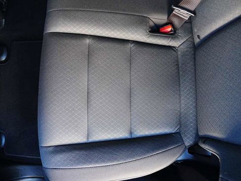 Used 2020 Jeep Grand Cherokee Laredo w/ Security & Convenience Group image 13