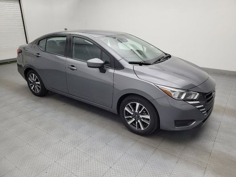 Used 2023 Nissan Versa SV FWD image 11
