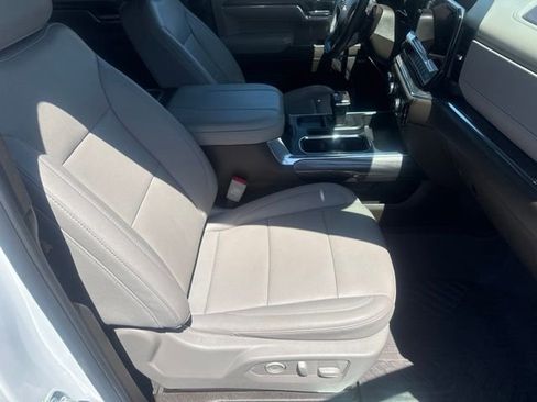 Used 2024 Chevrolet Silverado 1500 LTZ AWD/4WD image 27