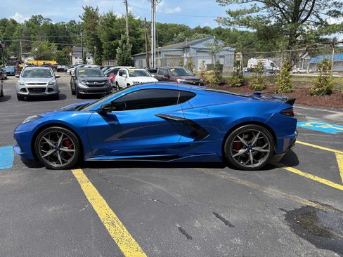 Used 2021 Chevrolet Corvette Stingray Premium Cpe w/ Z51 Performance Package RWD image 10