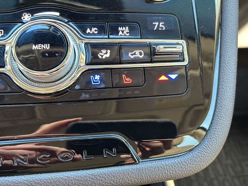 Used 2020 Lincoln Corsair Reserve w/ Equipment Group 202A image 31