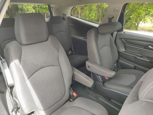 Used 2017 Chevrolet Traverse LT w/ Style and Technology Package AWD/4WD image 43