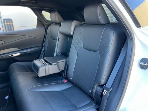 Used 2025 Lexus RX 350 w/ Convenience Package AWD/4WD image 42