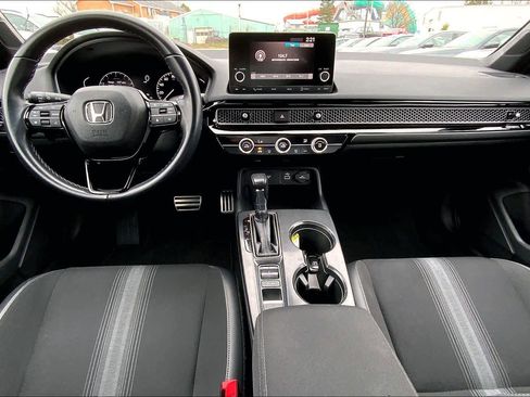 Used 2023 Honda Civic Sport image 16